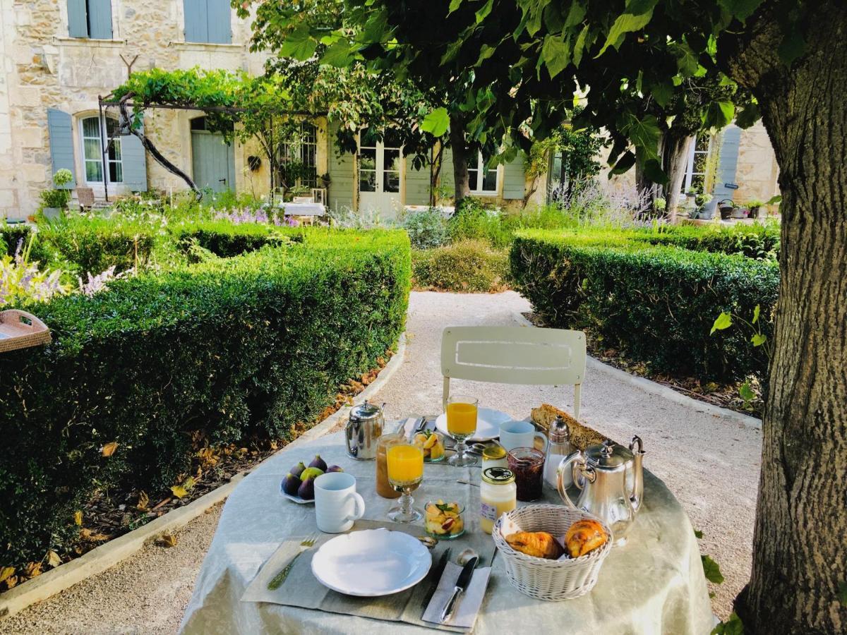 Mas De Rique Hotel Saint-Étienne-du-Grès Buitenkant foto